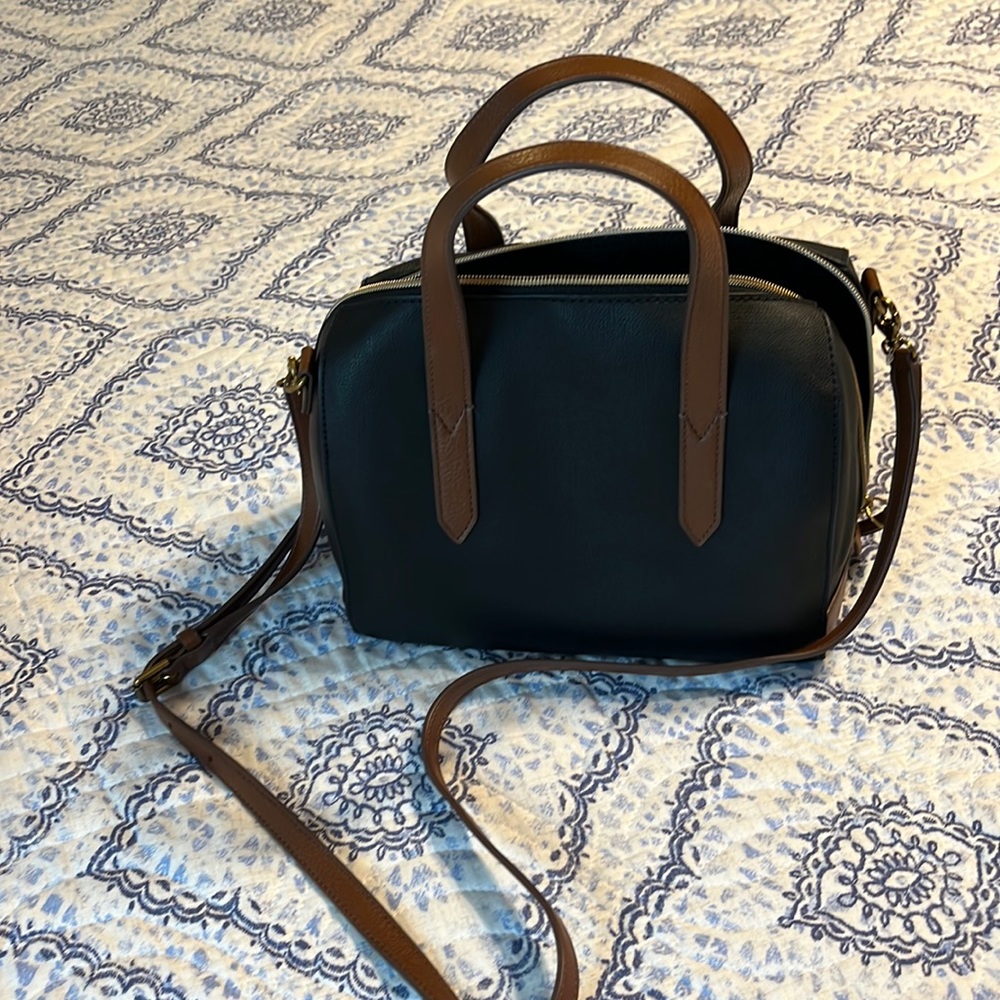 Fossil satchel